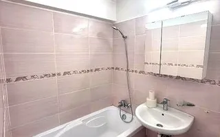 🏡 Închiriez Apartament cu 2 camere renovat, Bd. Basarabiei, etaj 2 - Poză 12