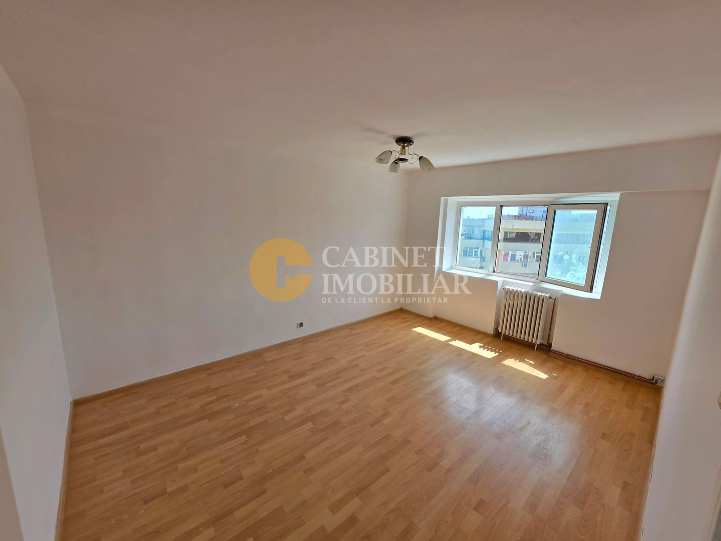 3 camere decomandat + 2 Bai - 70mp-  zona Dacia - Poză 1
