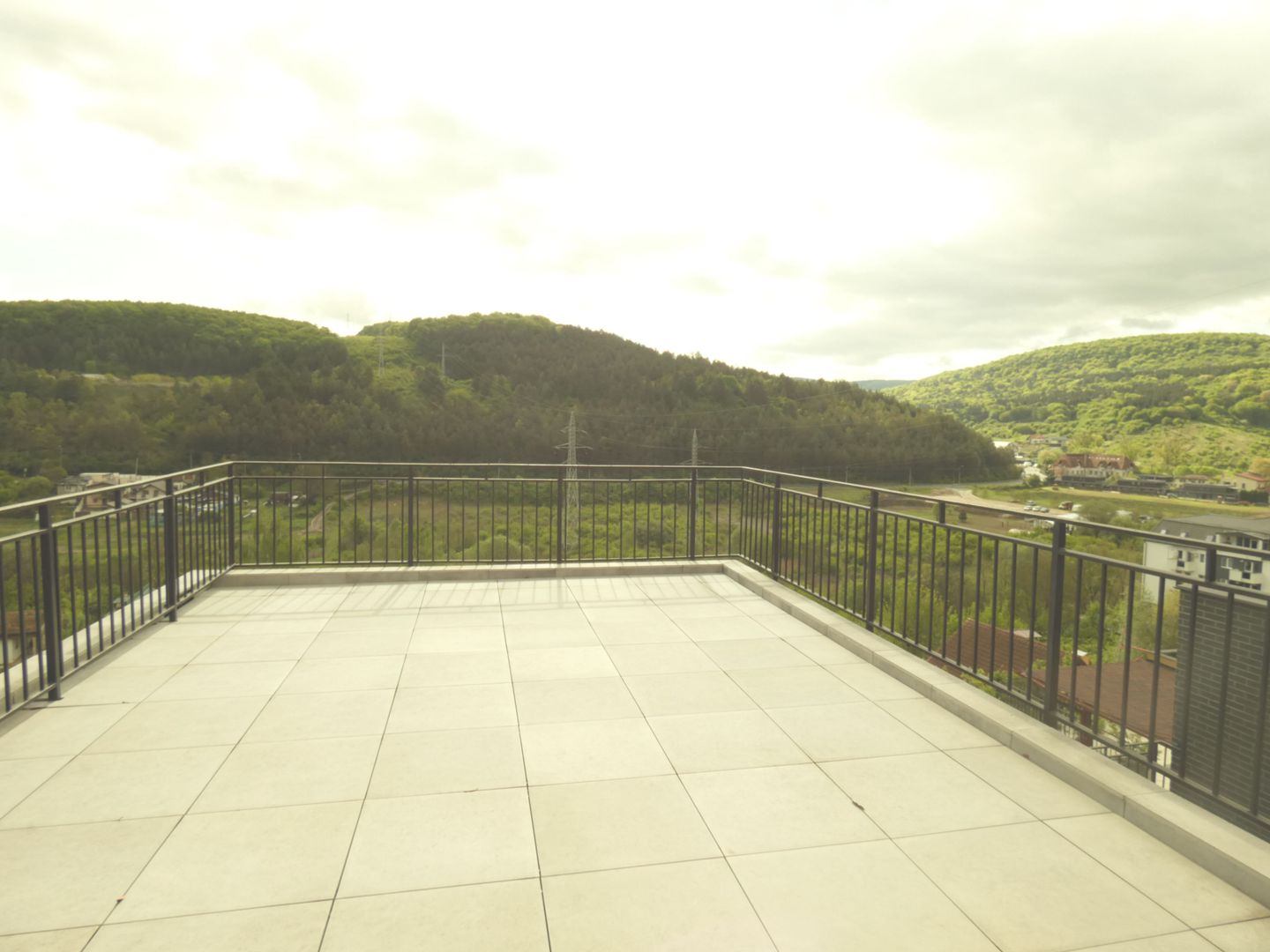 Apartament cu panorama de vanzare - Poză 5