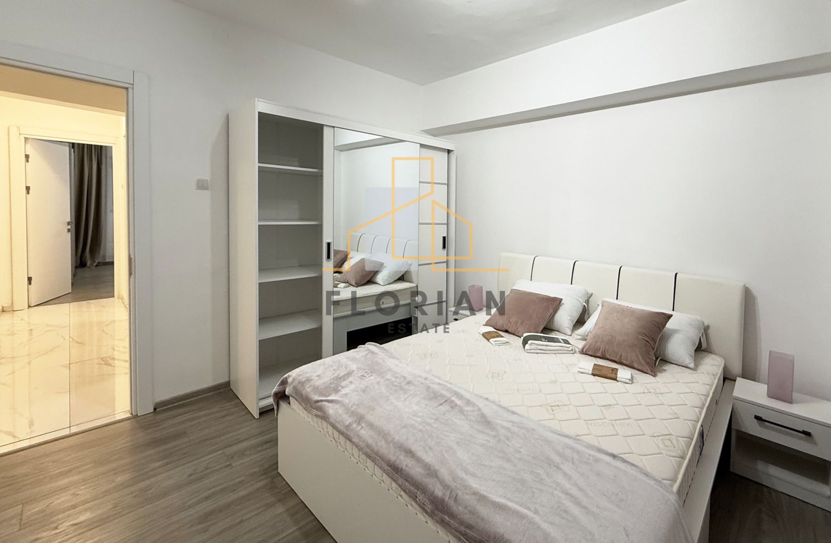 Închiriere Apartament 4 Camere Decomandate, Zona Iulius Mall - Poză 6