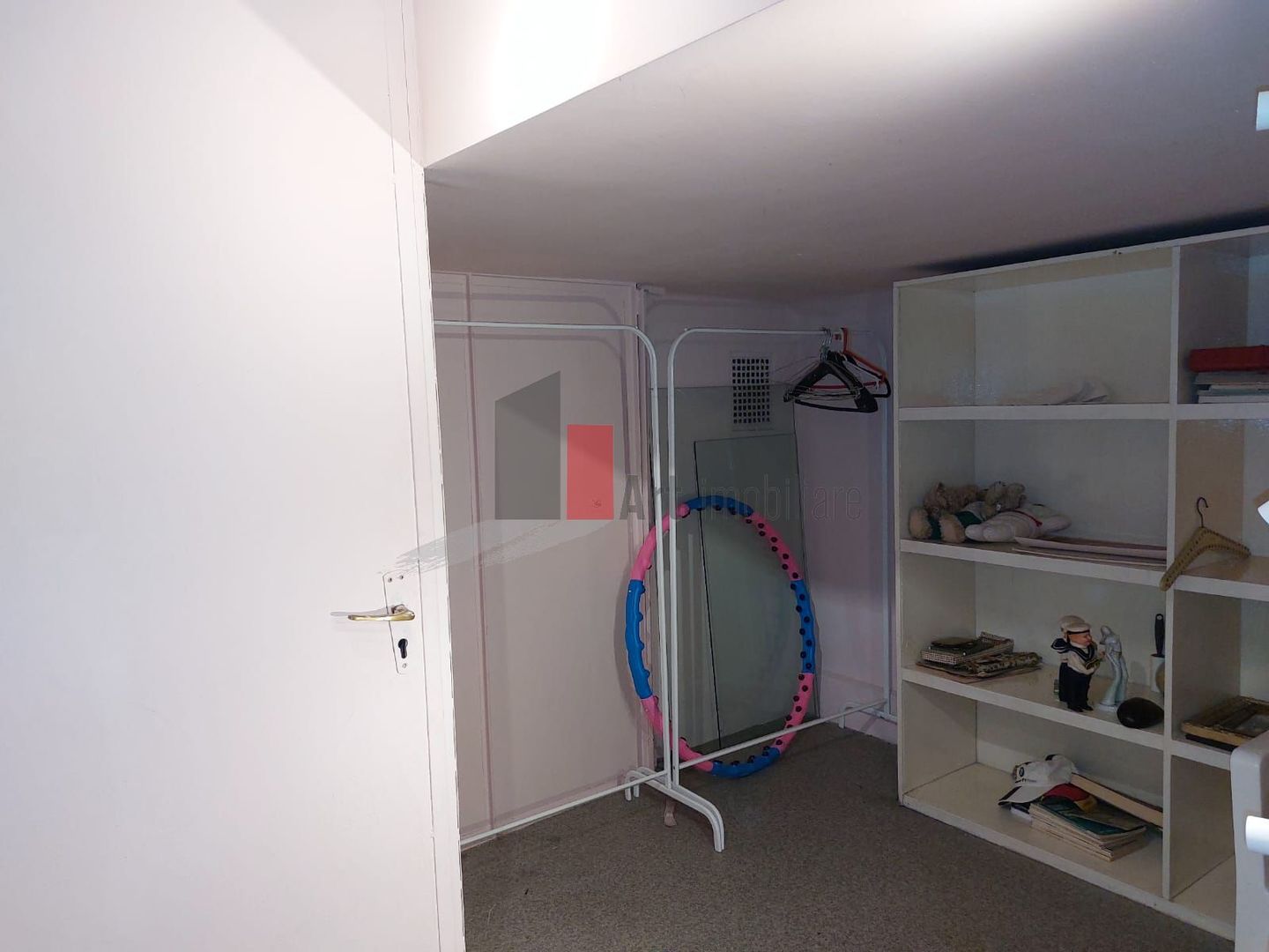 Spatiu comercial Universitate-Armeneasca, vitrina mare, trafic pietonal si auto - Poză 11