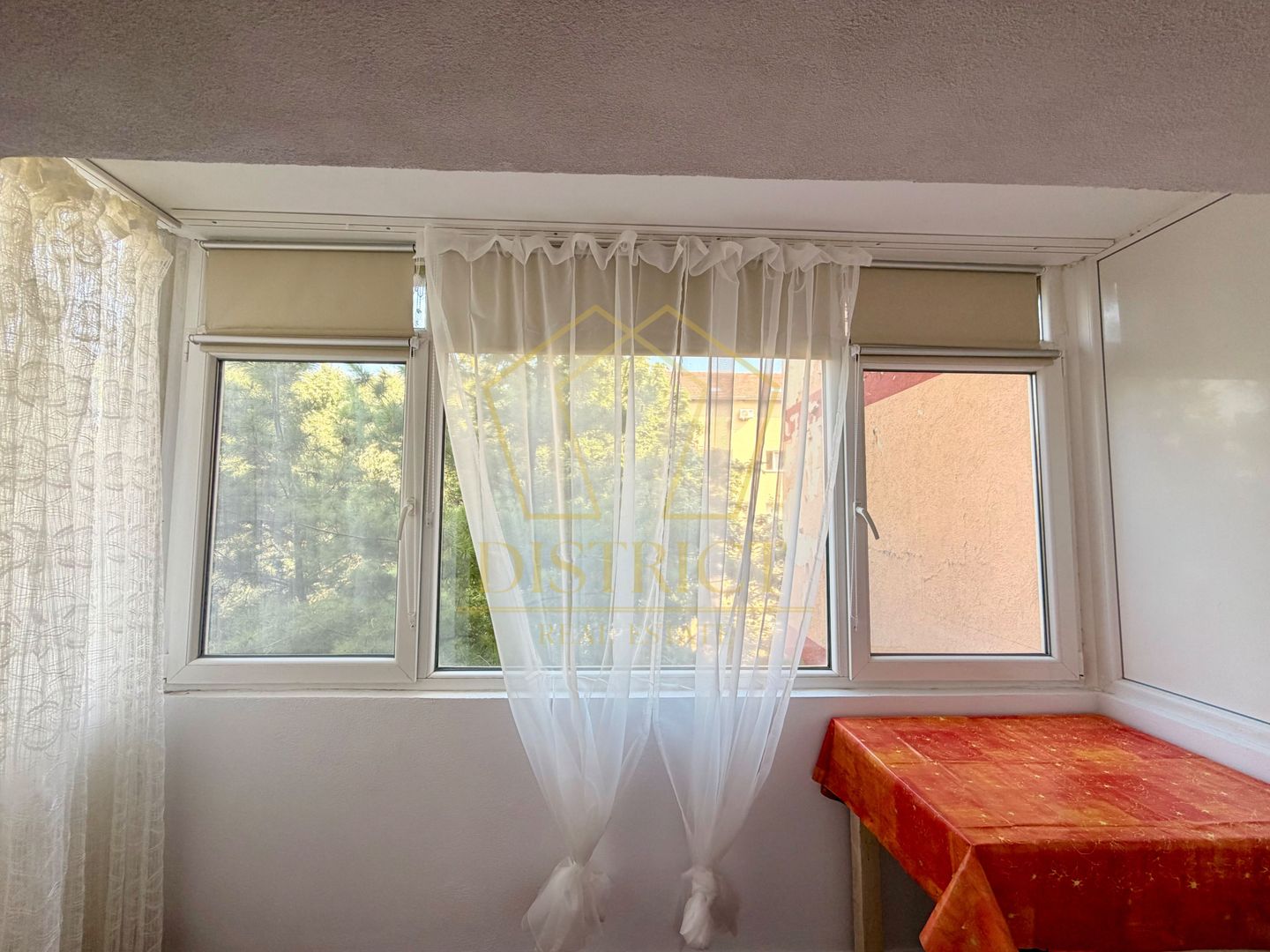 Apartament decomandat cu 2 camere | Aradului | Prima închiriere - Poză 9