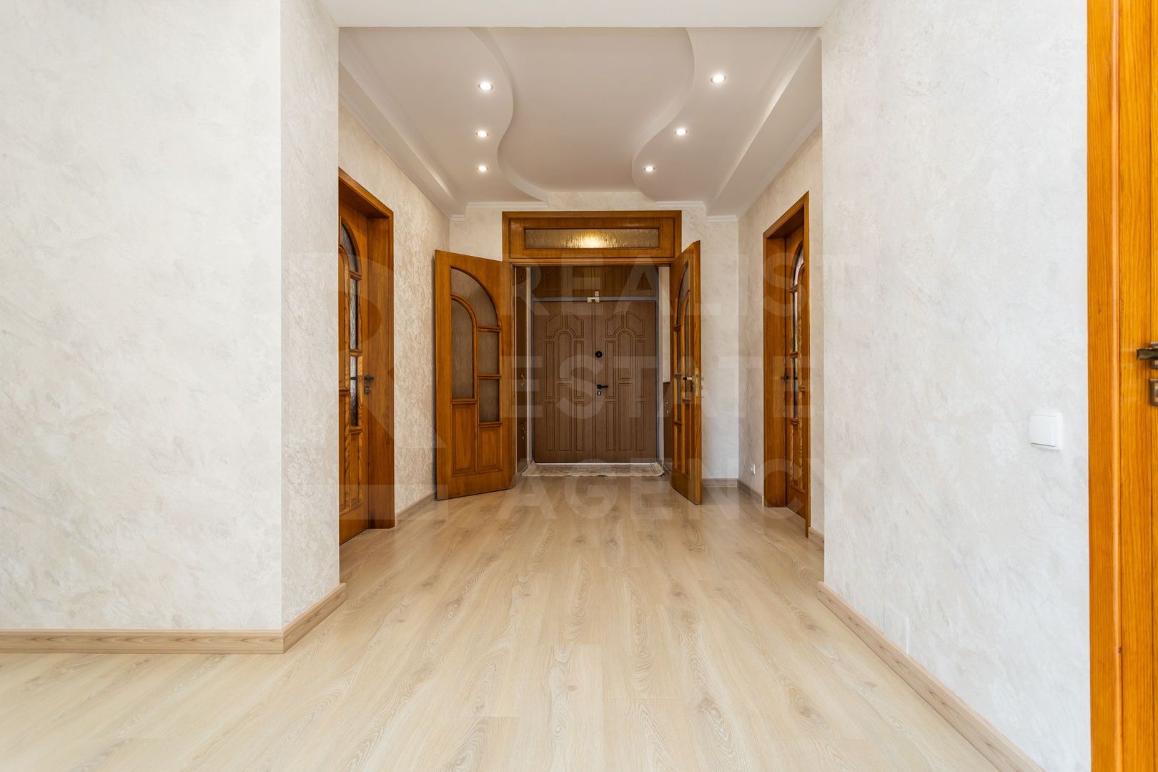 Vânzare, casă, 5 camere, str. Basarabilor, Buiucani - Poză 7