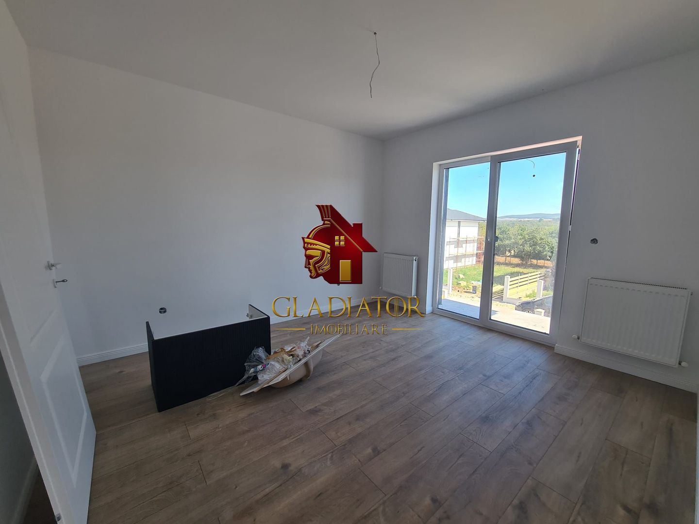 Doar o vila a mai ramas!Nu rata ultima disponibilitate Ciurbesti lac - Poză 3