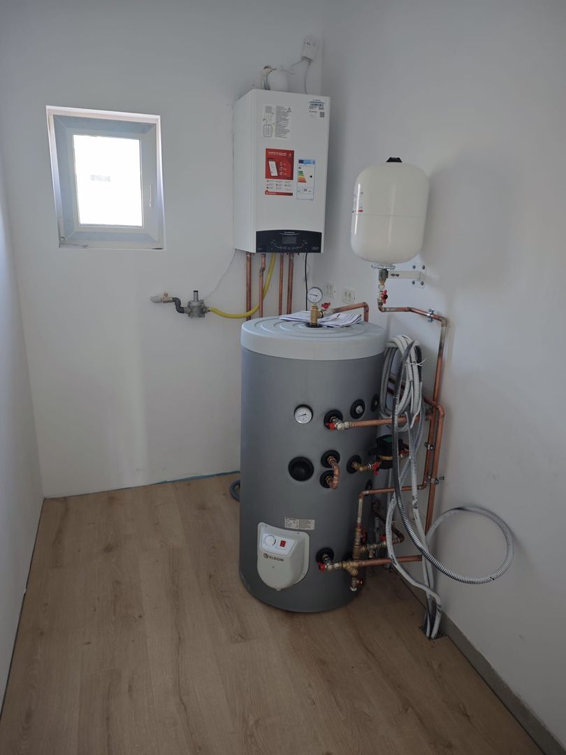 Duplex cu 4 camere si teren generos 350mp - Poză 10