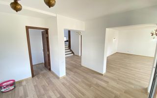 Duplex de vânzare | 4 camere | 160 mpu | Curte 370 mp | Cisnădie - Poză 6