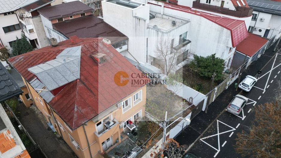 Vilă Modernă în Domenii, Aproape de Biserica Casin - Poză 2