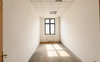 Spațiu de birouri zona centrala - langa primarie - Poză 12