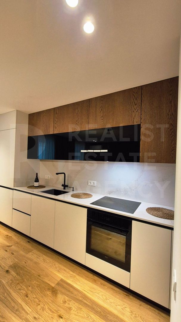 Chirie apartament PREMIUM în inima Chișinăului – Square Residence - Poză 2