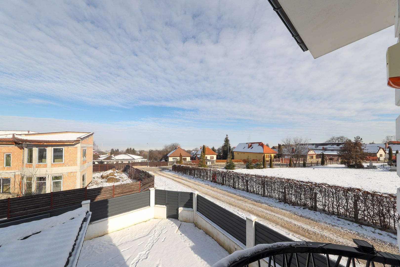 Casă ideală pentru familie în Brașov, Bunloc – spațioasă, luminoasă, priveliște - Poză 37