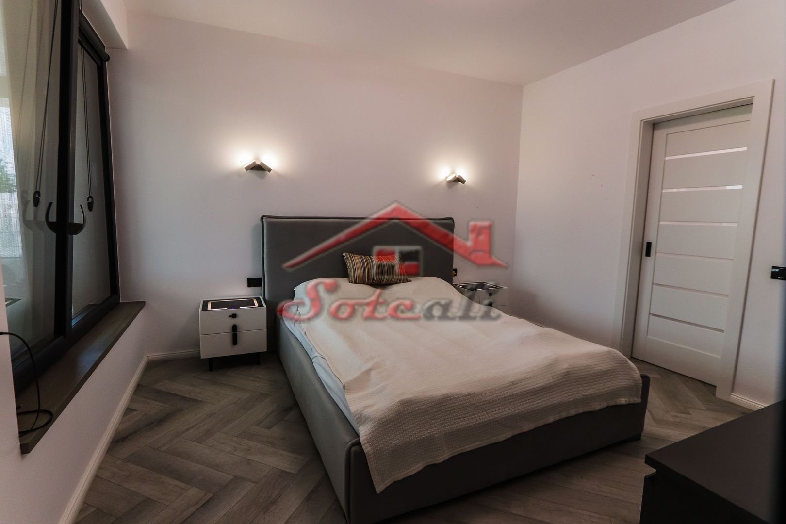 VILĂ MODERNĂ DE LUX CU PISCINĂ, FOTOVOLTAICE ȘI FOIȘOR – BREAZA - Poză 66