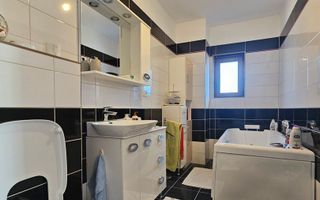 Casă individuala cu 5 camere, 270 mp, Tractorul - zona Coresi - Poză 24