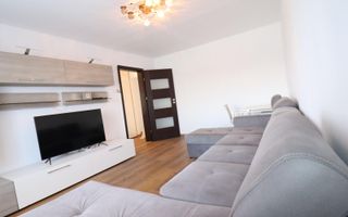 Apartament cu 3 camere, prima închiriere după renovare- zona UMF - Poză 2