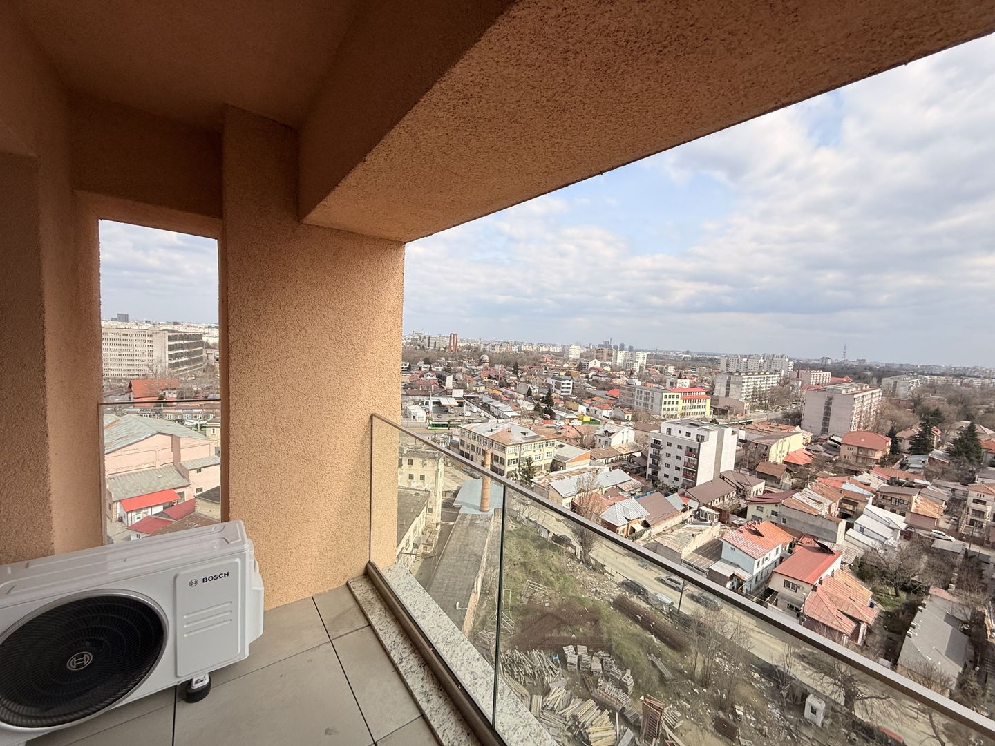 3 camere Parcul Carol 85 mp vedere panoramica - Poză 7