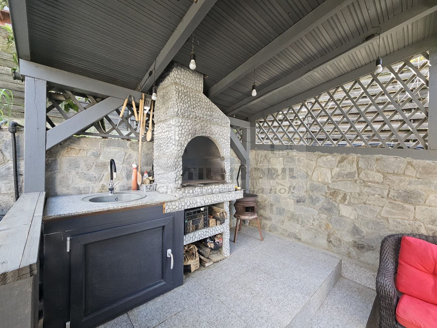 Vila plan parter - mobilata utilata - lux - Valea Adanca - Poză 20