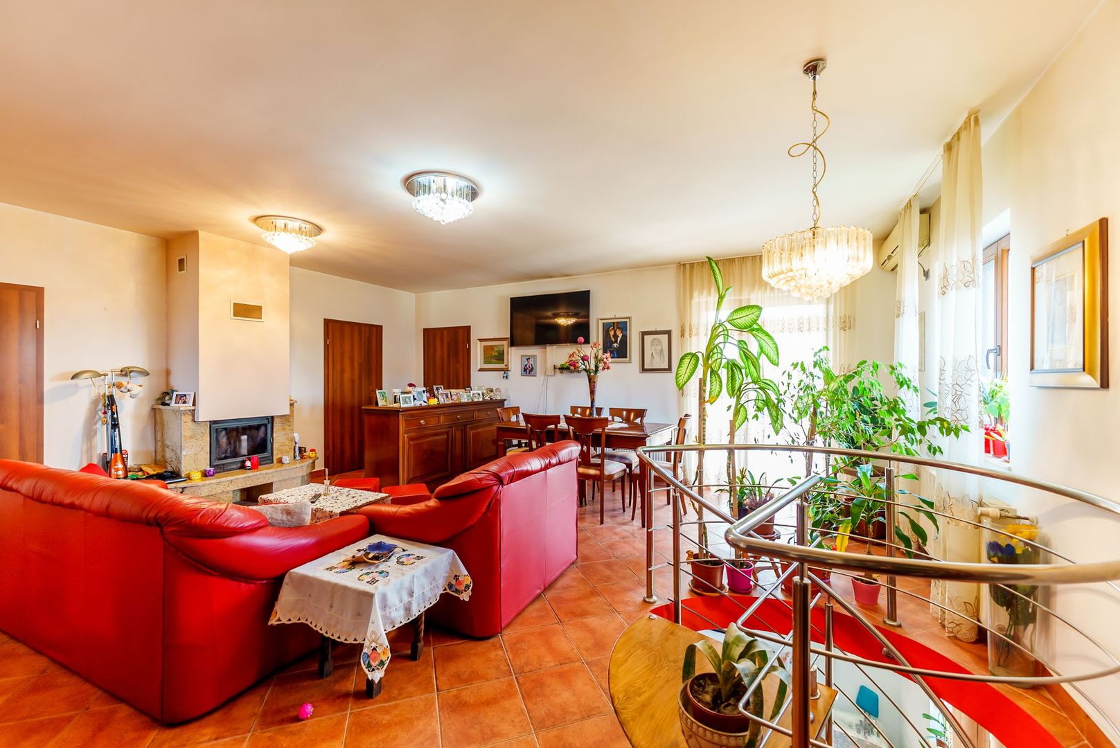 Vilă elegantă tip mediteranean în Zimandul Nou - Poză 15