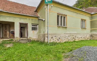 Casă cu teren generos Vărădia de Mureș - Stejar - Poză 11