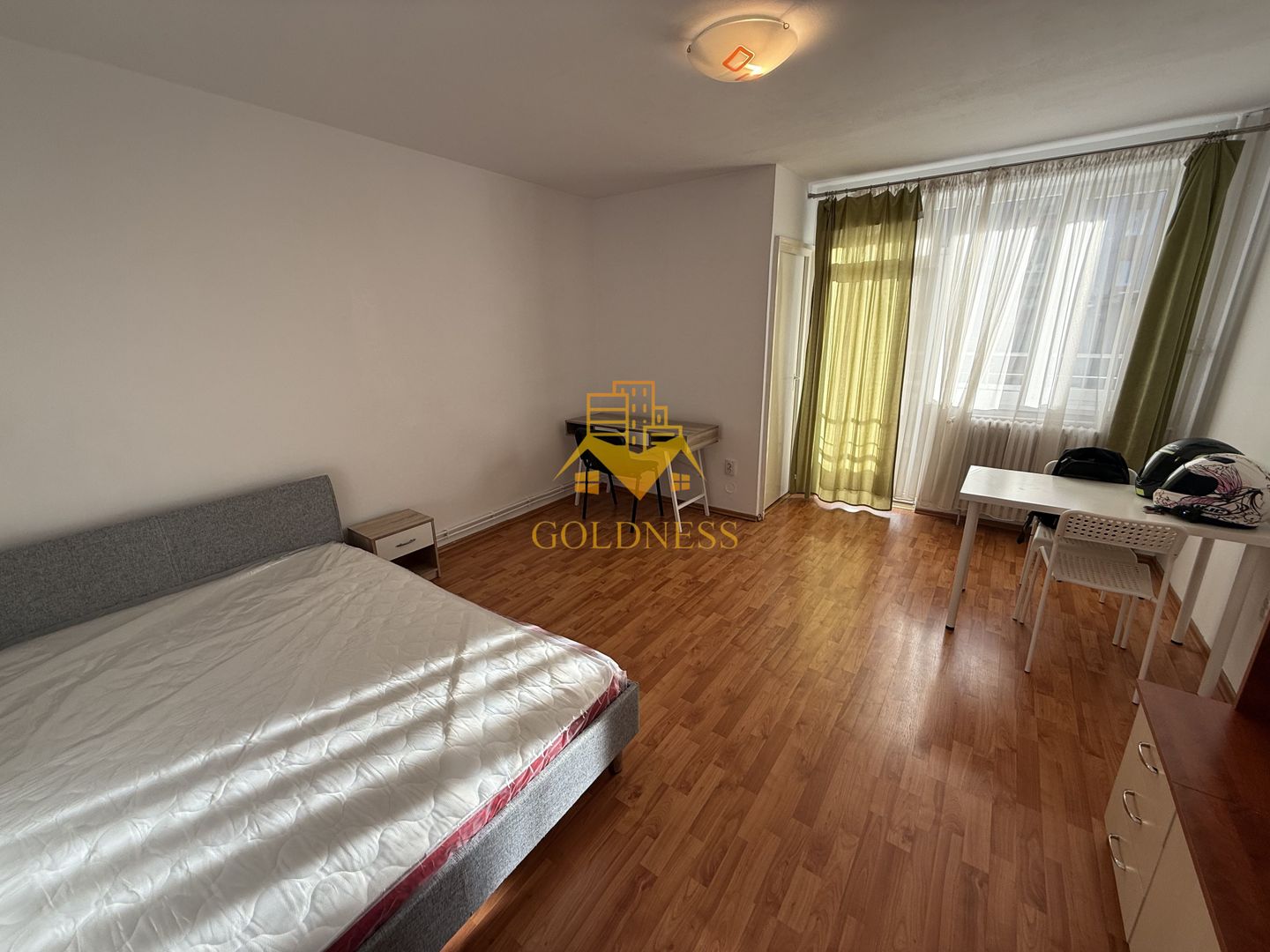 garsoniera, balcon, mobilata complet, zona BIG, cartierul Manastur - Poză 1