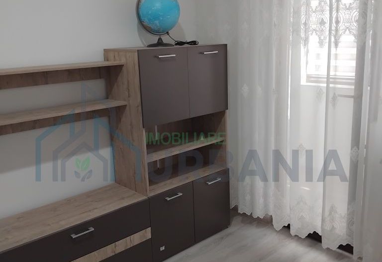 Închiriez apartament cu doua camere în zona șoseaua nicolina lingă sel - Poză 4