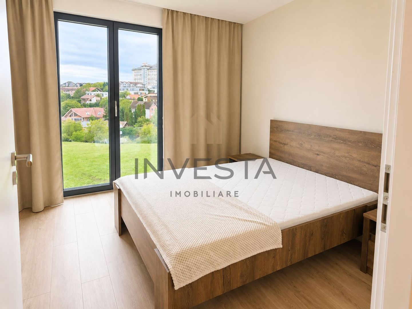 Apartament cu 3 camere si parcare de inchiriat in zona Andrei Muresanu - Poză 6