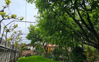 Casa- Str Tismana, zona Spitalul nr 1 - Poză 3