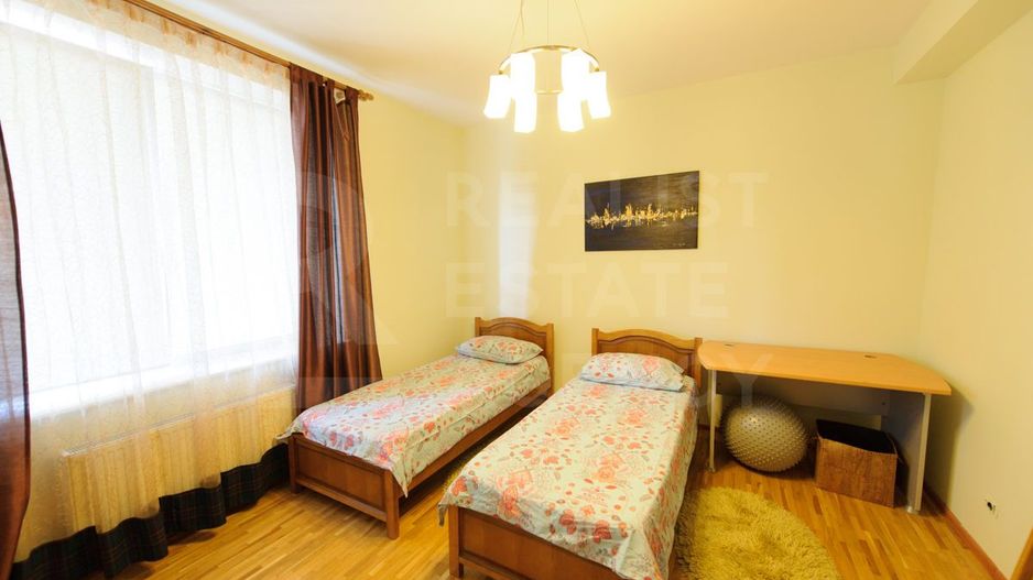 Chirie, apartament, 3 camere, str. Bucureşti, Centru - Poză 5
