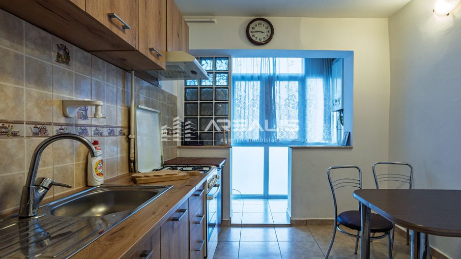 De închiriat -Apartament 3 camere, decomandat, zonă centrală - Poză 10