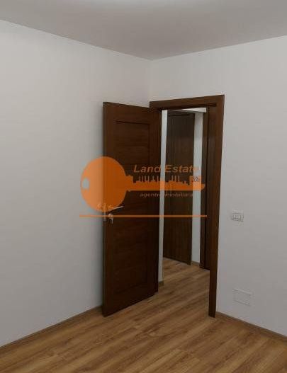 Apartament cu 3 camere in zona Crangasi - Poză 10