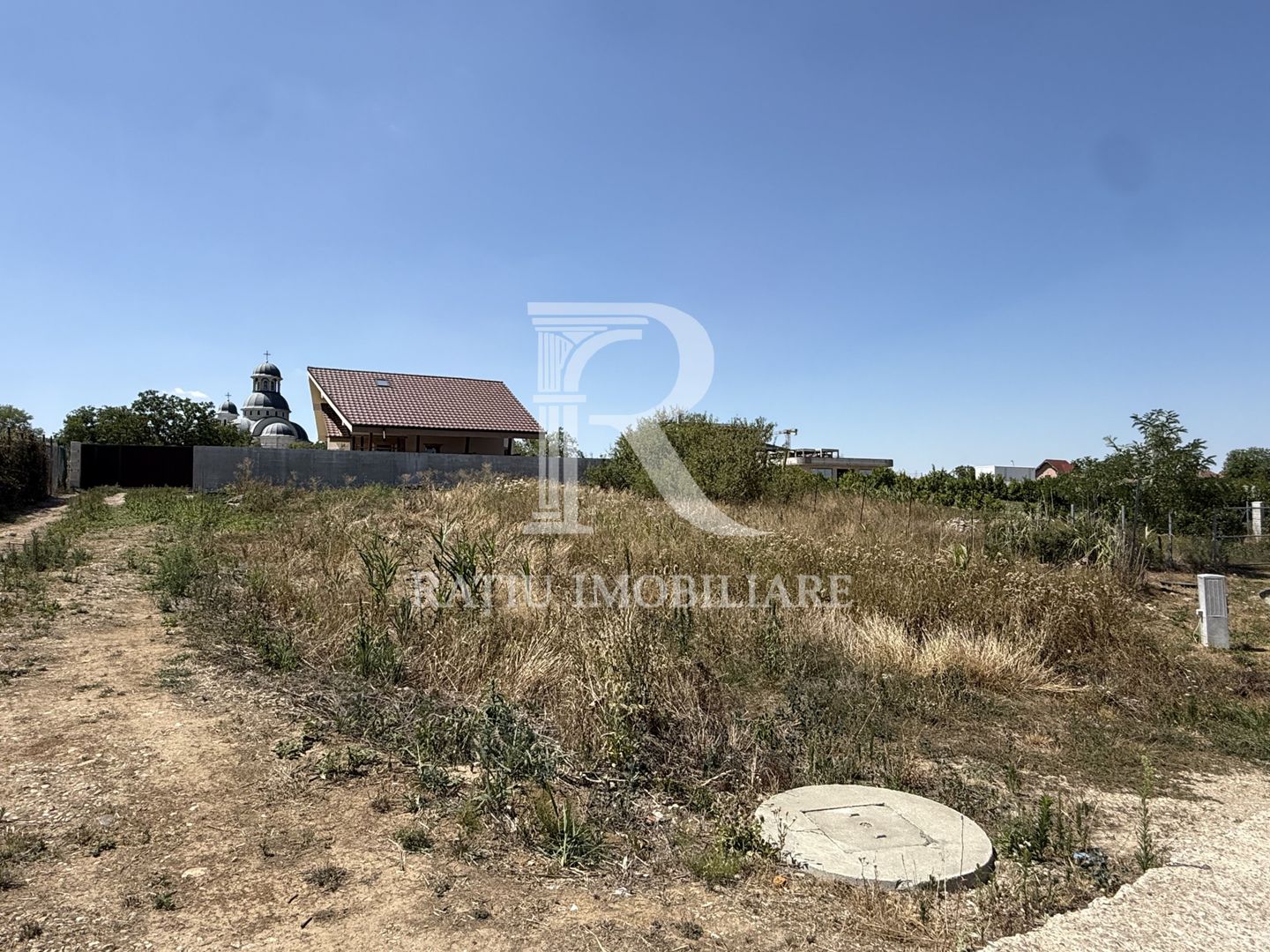 Teren 690 mp în Sânmartin | Utilități pe teren | Proiect Aprobat - Poză 1
