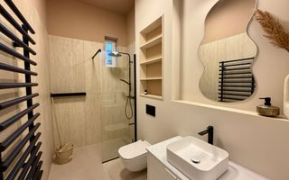 Apartament 2 camere finisat modern, la cheie zona Centrala! - Poză 6