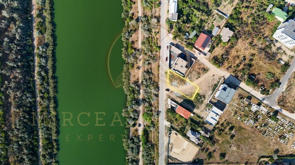 Mamaia Nord - Teren intravilan in suprafata 450 mp pe malul canalului - Poză 2