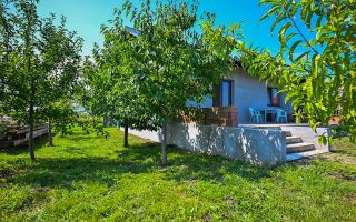 Casa personalizabila,pe un singur nivel,  pod mansardabil,pozitie cu liniste - Poză 1