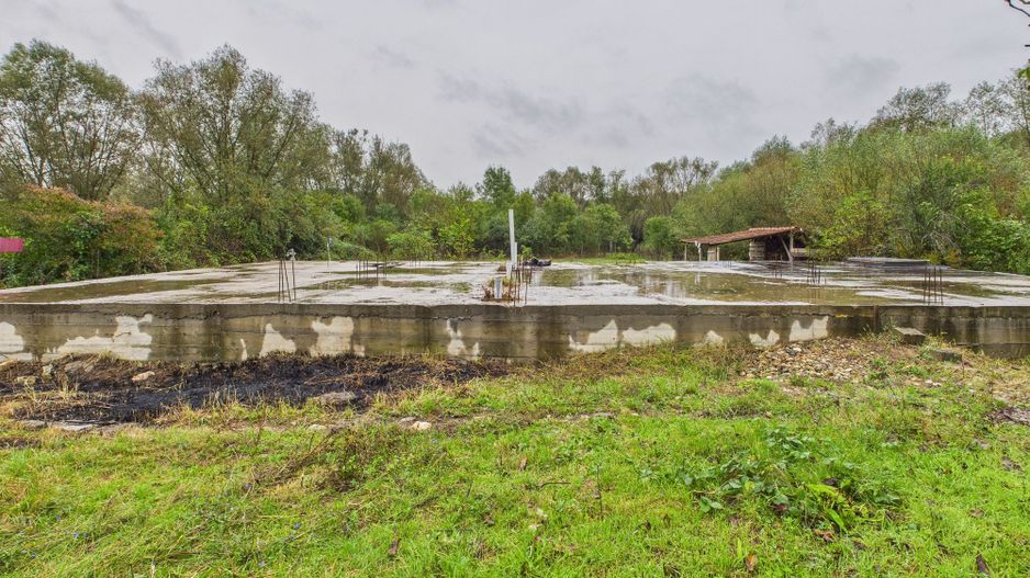 Teren 977 mp cu fundație și pivniță finalizată - Poză 13