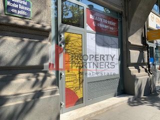 Spatiu comericial in cladire consolidata si renovata. - Poză 15