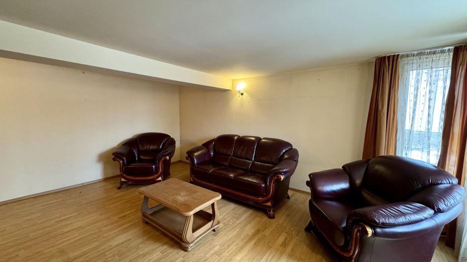 Casă individuală de vânzare în Săcele | Teren 781 mp | 3 Dormitoare - Poză 10