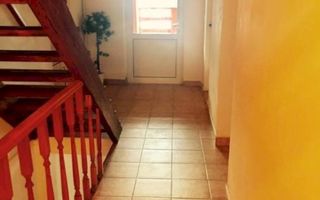 Pensiune 17 camere - zona Bran - Poză 13