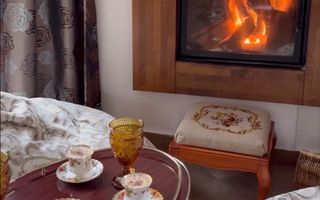 Casa individuala superba, situta la liziera padurii Faget! - Poză 1