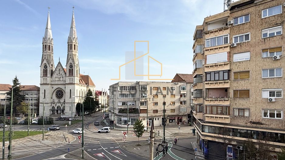 Apartament cu 3 camere in Piata Balcescu - Poză 4