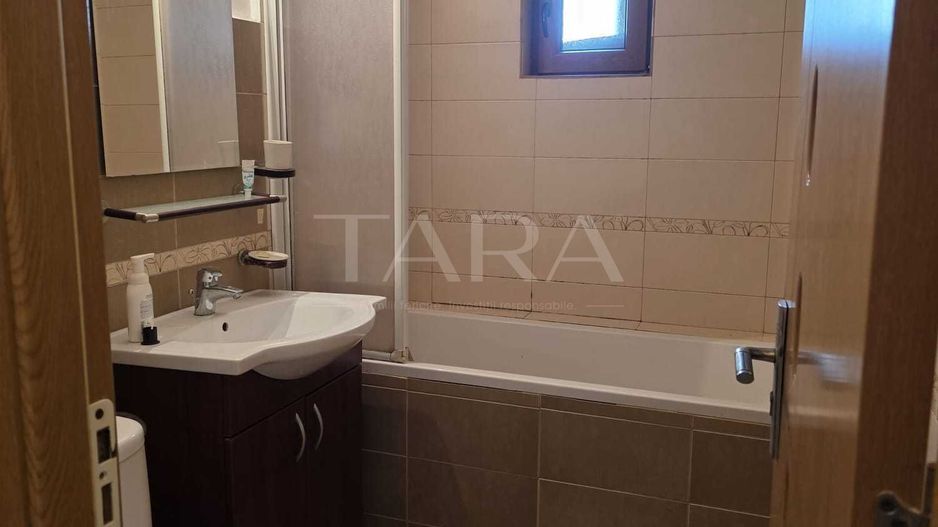 Apartament zona Plopilor Noi, decomandat, etaj intermediar. - Poză 7