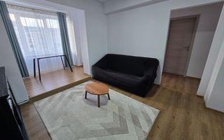 Apartament cu 4 Camere, Complet Mobilat, Lift, Zona Centru - Poză 7