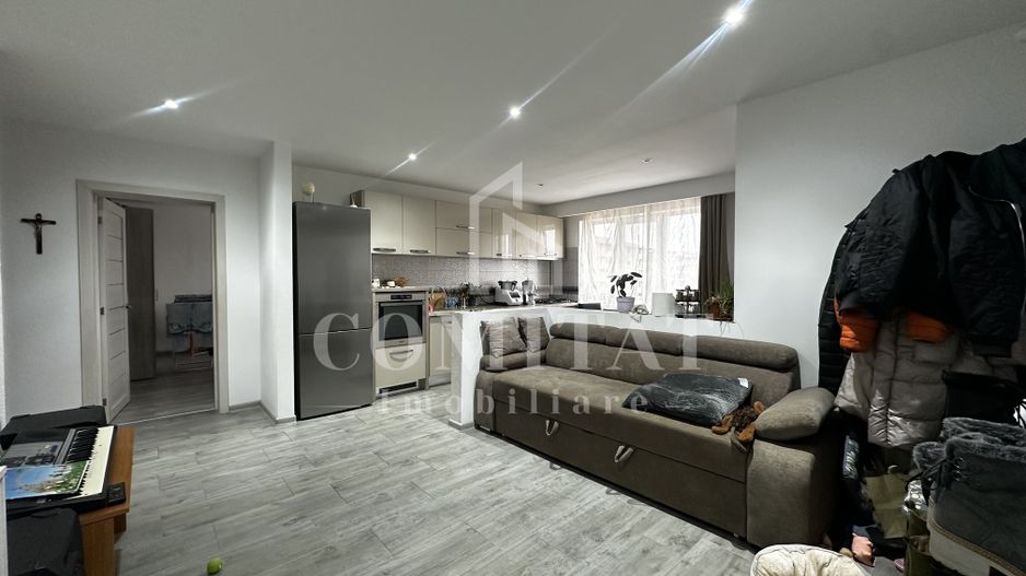 Apartament la etaj intermediar | Parcare subterană | Zona Str Cetatii - Poză 1