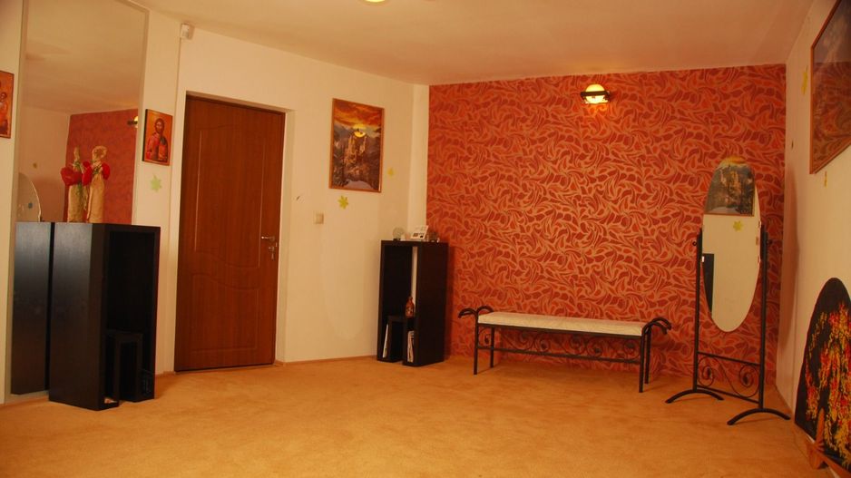 Vand casa 330 mp utili in zona planetelor Giroc, D+P+ E + pod - Poză 17