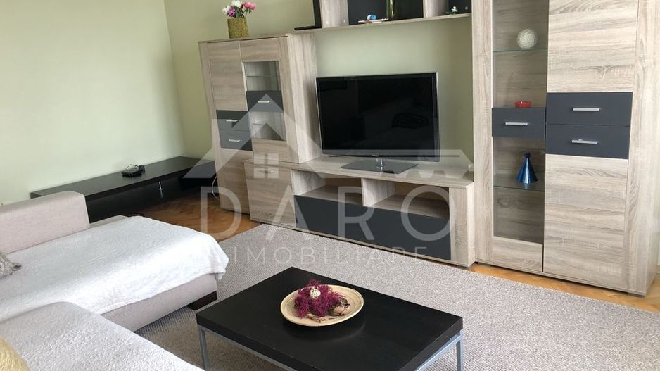 Inchiriez apartament cu 3 camere zona Univ. Dimitrie Cantemir - Poză 2