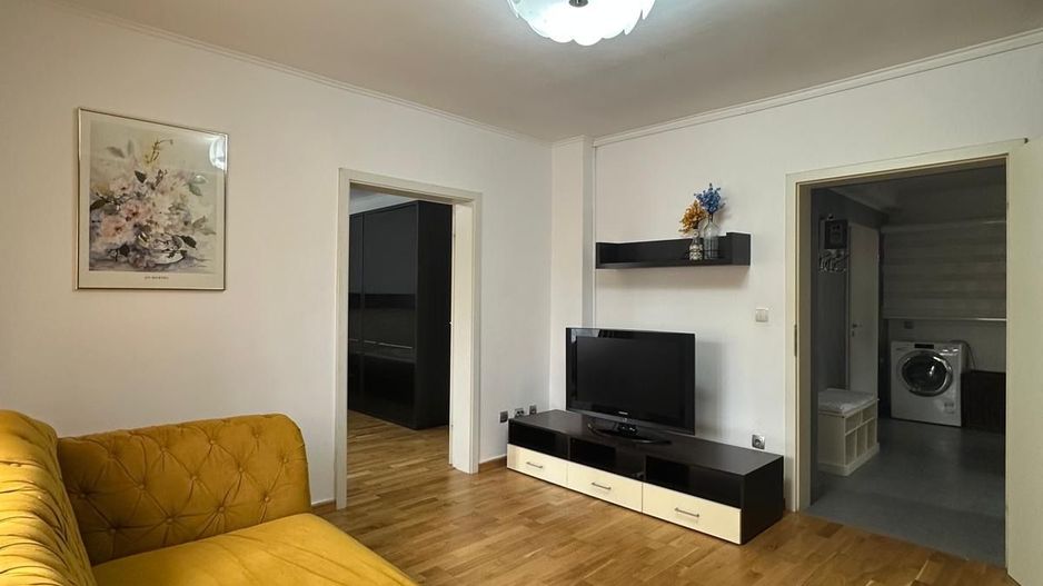 Vila cocheta la 5 min de Iulius Mall - Poză 1