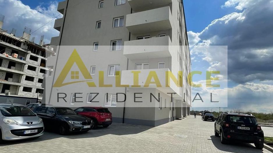 Apartament cu 3 camere | decomandat - SECTOR 4 - - Poză 1