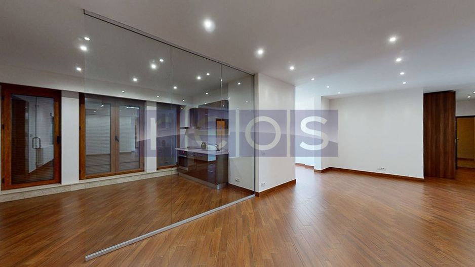 3 CAMERE | BELLER | DOROBANTI - Poză 1