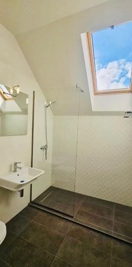 Vilă de colț premium de închiriat – New Point Villas - Poză 6