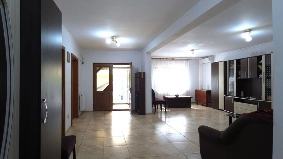 Castelu - Str. Florilor, casa din 2012, teren 737 mp si 106 mp utili - Poză 17