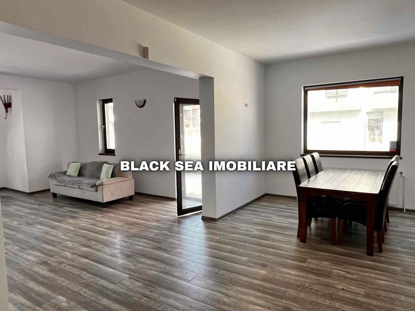 Vila P+1 de 5 camere l Mamaia Nord - Deschidere 23M l Teren 1564MP - Poză 15