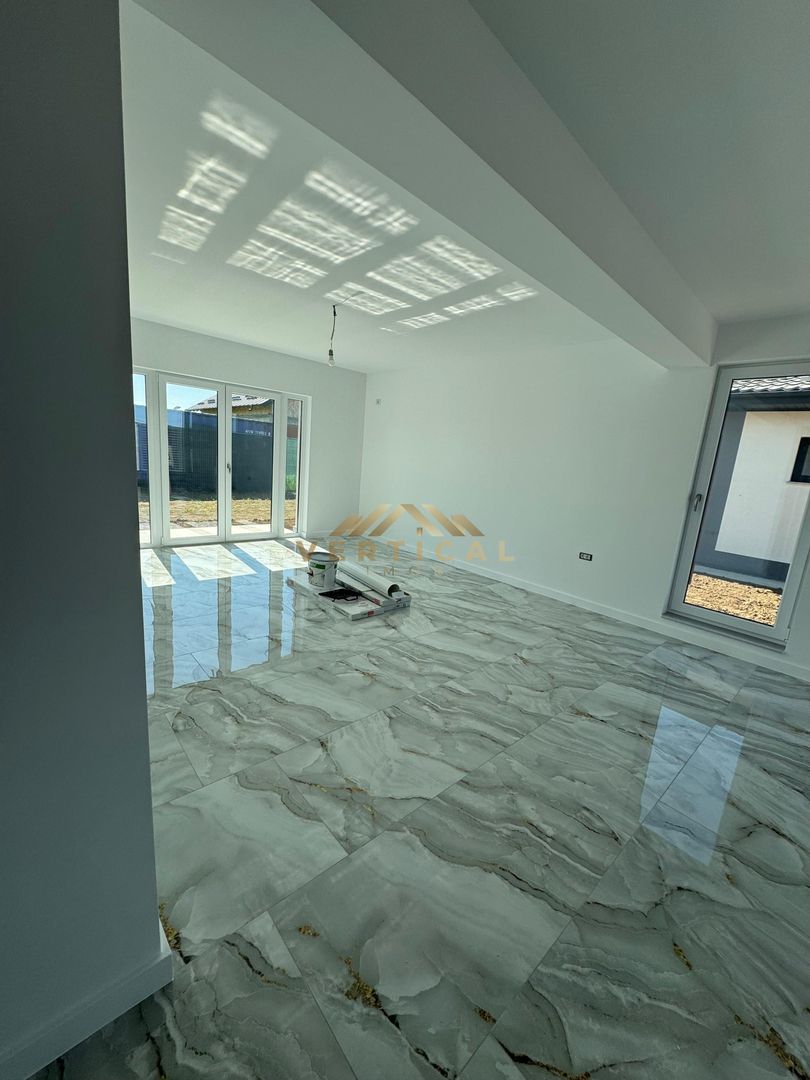 Casa 3 camere, 375 mp teren, Berceni/ Vidra - Poză 1